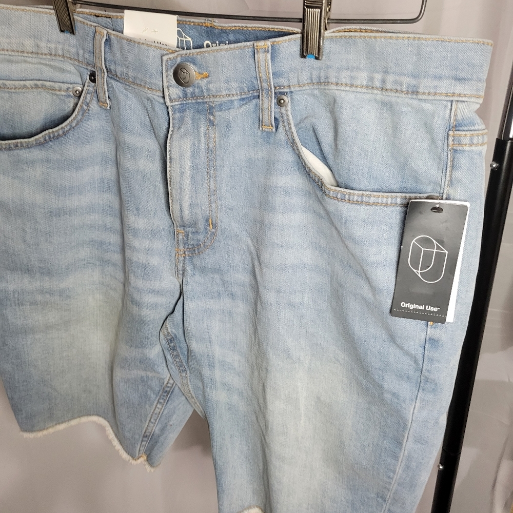 Men jeans shorts size 34